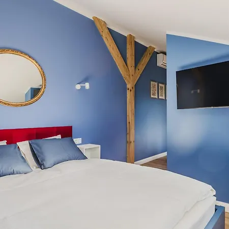아파트 Blue House & Jacuzzi 포즈난